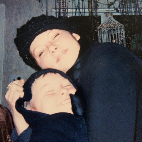 Meet your Posher, Ivyrose - Picture 1 of 1